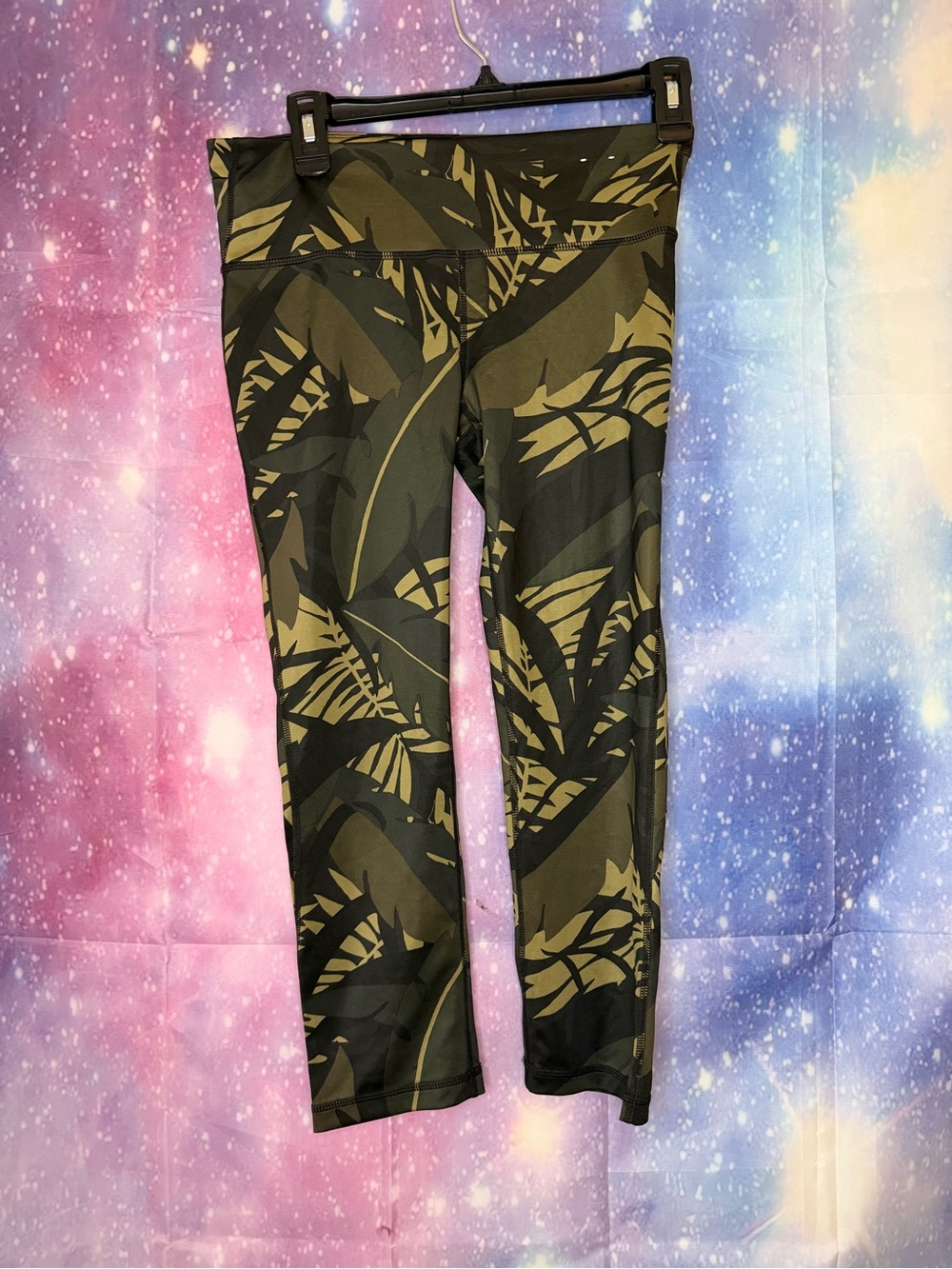 Gap for leaf print cropped pants
